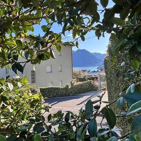 Di Italia Tremezzina-ossuccio Casa Ulivo アパート オッスッチョ